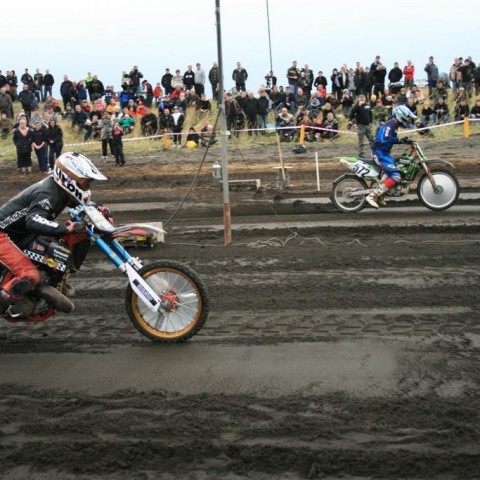 crop-05.09.2009_576__large_