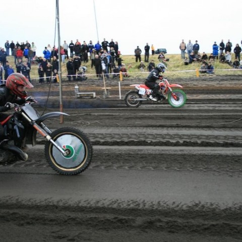 crop-05.09.2009_805__large_