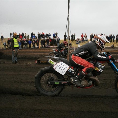 crop-05.09.2009_879__large_