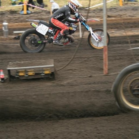 crop-05.09.2009_888__large_