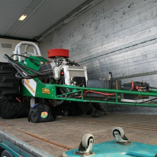 crop-05.09.2009_178__large_