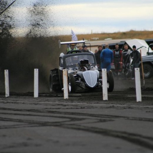 crop-05.09.2009_406__large_