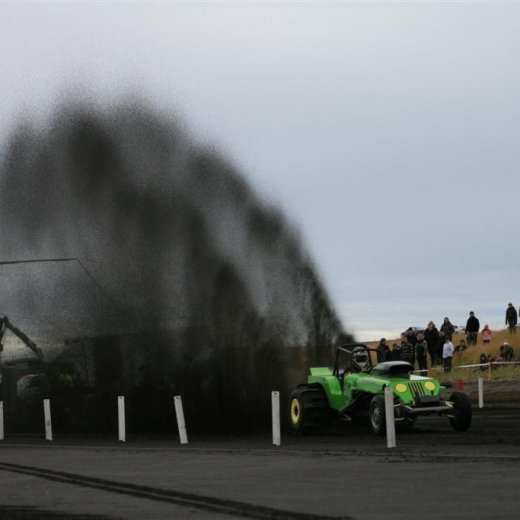 crop-05.09.2009_420__large_