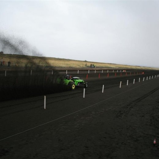 crop-05.09.2009_791__large_