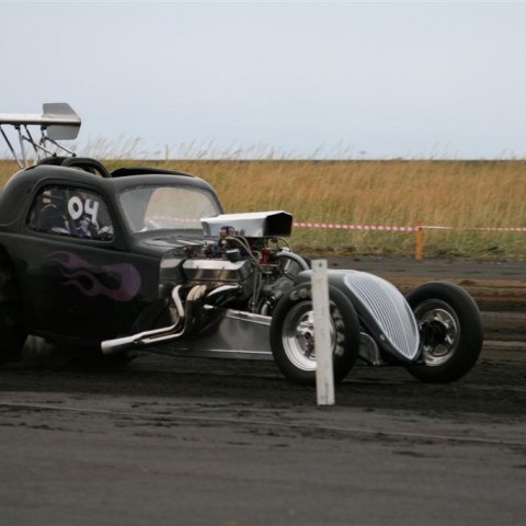 crop-05.09.2009_411__large_