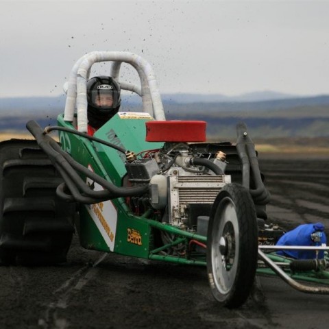 crop-05.09.2009_416__large_