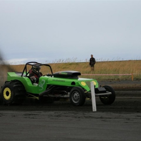 crop-05.09.2009_422__large_