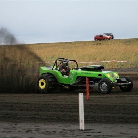 crop-05.09.2009_443__large_