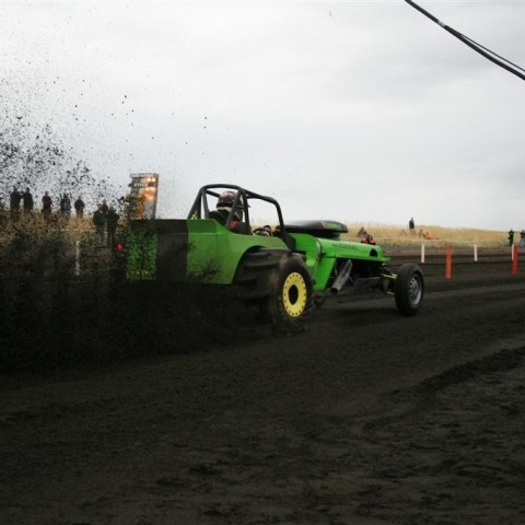 crop-05.09.2009_558__large_