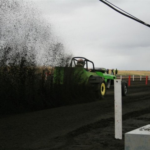 crop-05.09.2009_559__large_