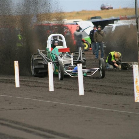 crop-05.09.2009_697__large_