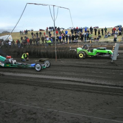 crop-05.09.2009_871__large_