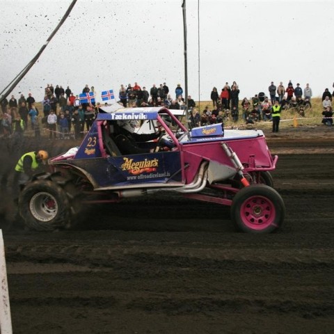 crop-05.09.2009_772__large_