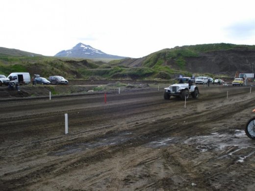 sandur1.08.09_045__large_