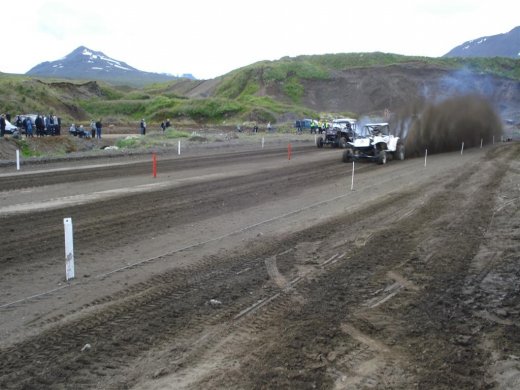 sandur1.08.09_082__large_