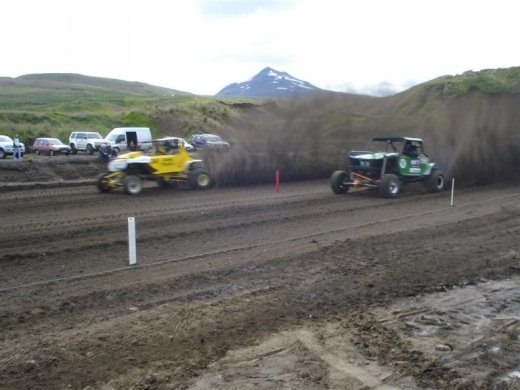 sandur1.08.09_052__large_