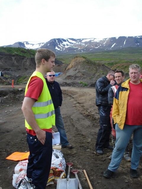 sandur1.08.09_040__large_