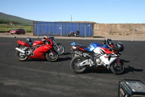 07.08.2011_002__large_