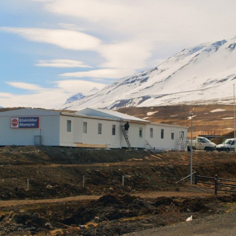 crop-920998_525709897485781_1147807418_o