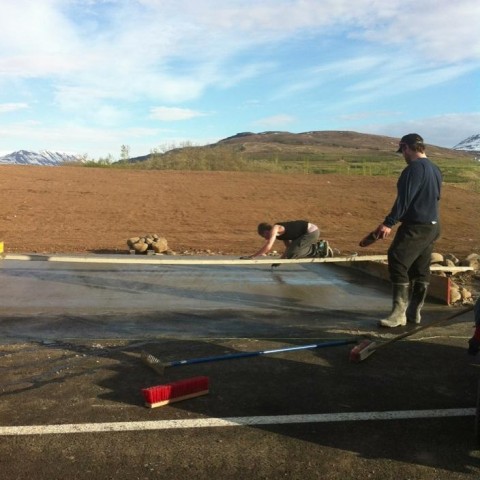 crop-934053_10151612221488459_1752975115_n