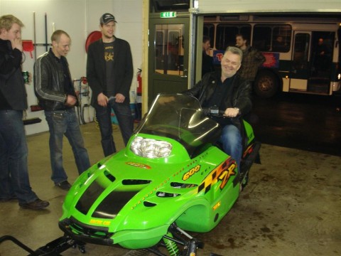 08.04.2009_y_071__large_