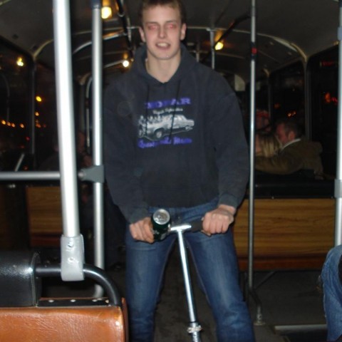 crop-08.04.2009_y_041__large_