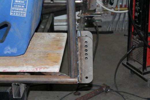 302119_296593517030849_100000406094739_1014488_1609839138_n