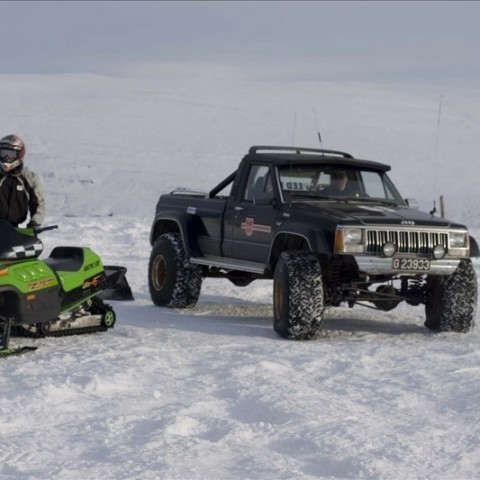 crop-4952b7d5-eb04-4825-8961-10e042f4ff40