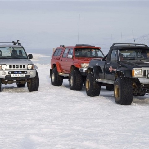 crop-597051b8-1574-40a6-9e4a-4a1767f2e04e