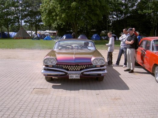 09-08-08_128__large_