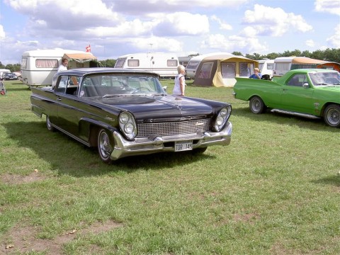 09-08-08_136__large_