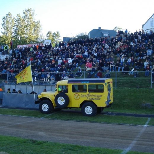 crop-b_ladagar09_027__large_