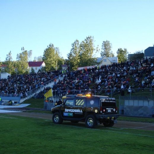 crop-b_ladagar09_033__large_