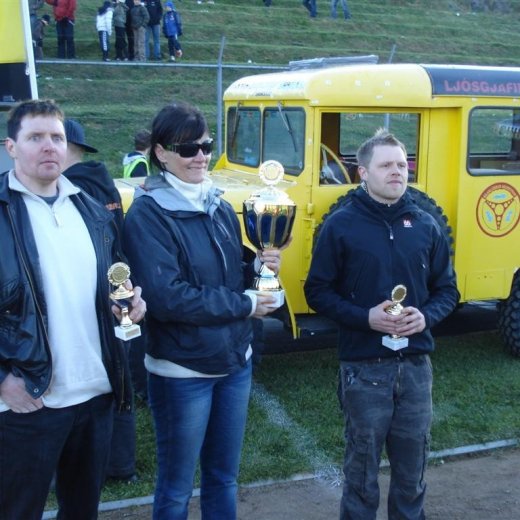 crop-b_ladagar09_052__large_