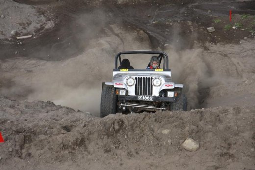 30.mai.2009binnischi_th_694__large_