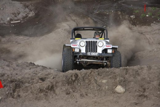 30.mai.2009binnischi_th_696__large_