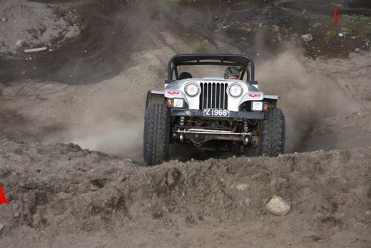 30.mai.2009binnischi_th_697__large_