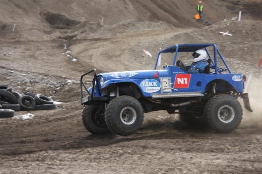 30.mai.2009binnischi_thpart2_300__large_