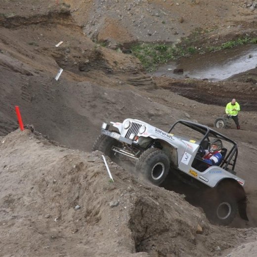 crop-30.mai.2009binnischi_th_575__large_