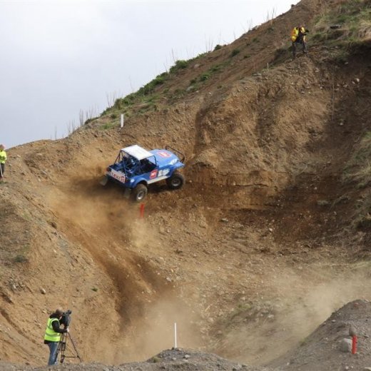 crop-30.mai.2009binnischi_thpart2_306__large_