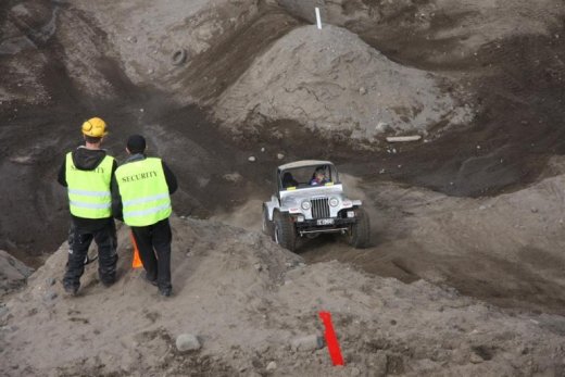 30.mai.2009binnischi_th_689__large_