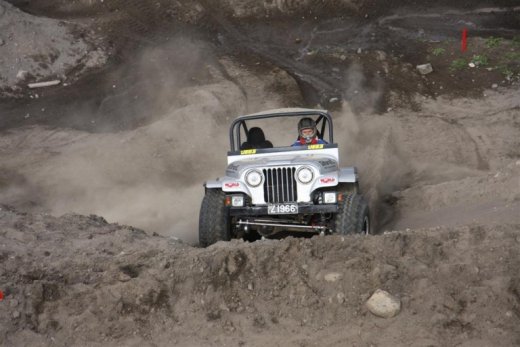 30.mai.2009binnischi_th_693__large_