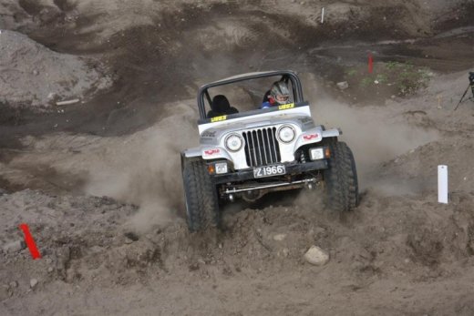 30.mai.2009binnischi_th_702__large_