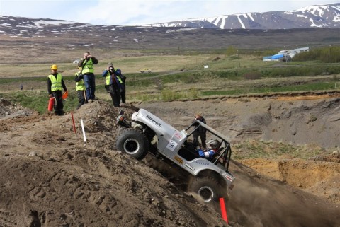 30.mai.2009binnischi_th_409__large_