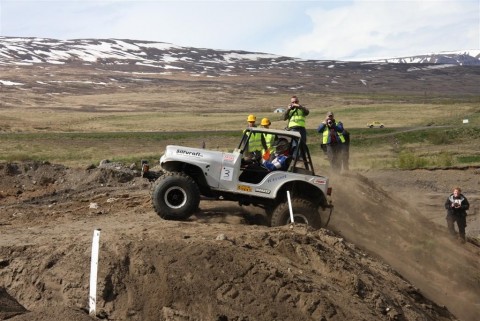 30.mai.2009binnischi_th_411__large_