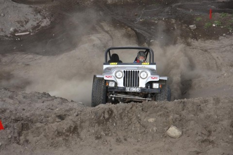 30.mai.2009binnischi_th_694__large_