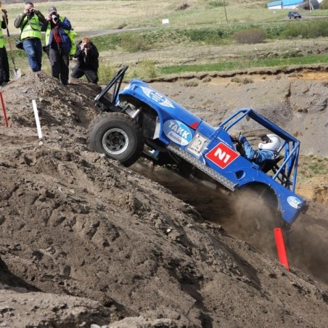 crop-30.mai.2009binnischi_th_414__large_