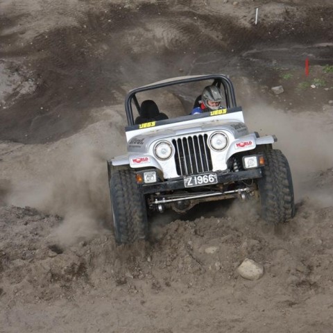 crop-30.mai.2009binnischi_th_702__large_