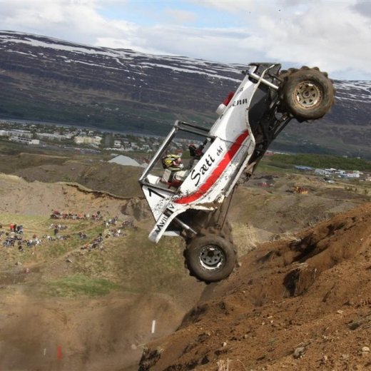 crop-30.mai.2009binnischioth_547__large_