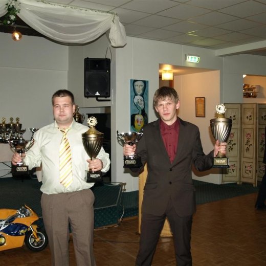 crop-pb219681__large_